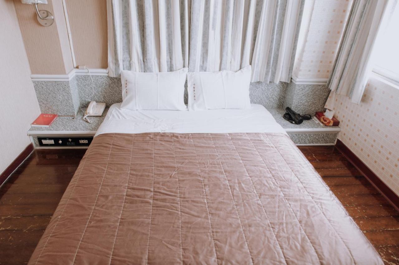 Tong Hsin Hotel Pingtung Экстерьер фото