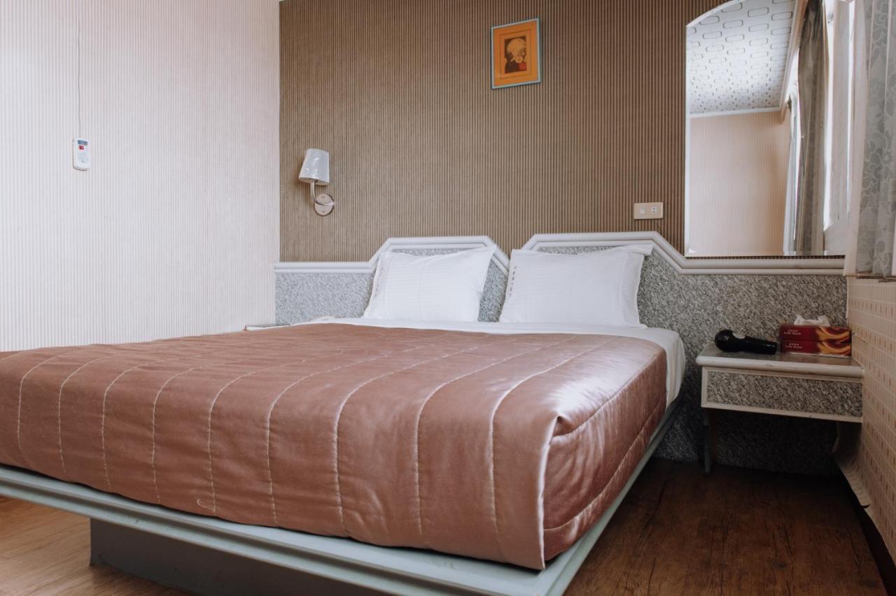 Tong Hsin Hotel Pingtung Экстерьер фото