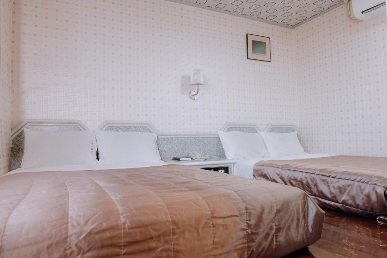 Tong Hsin Hotel Pingtung Экстерьер фото
