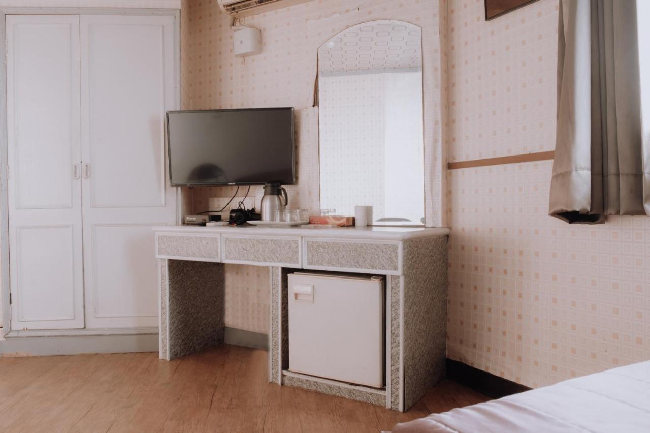 Tong Hsin Hotel Pingtung Экстерьер фото