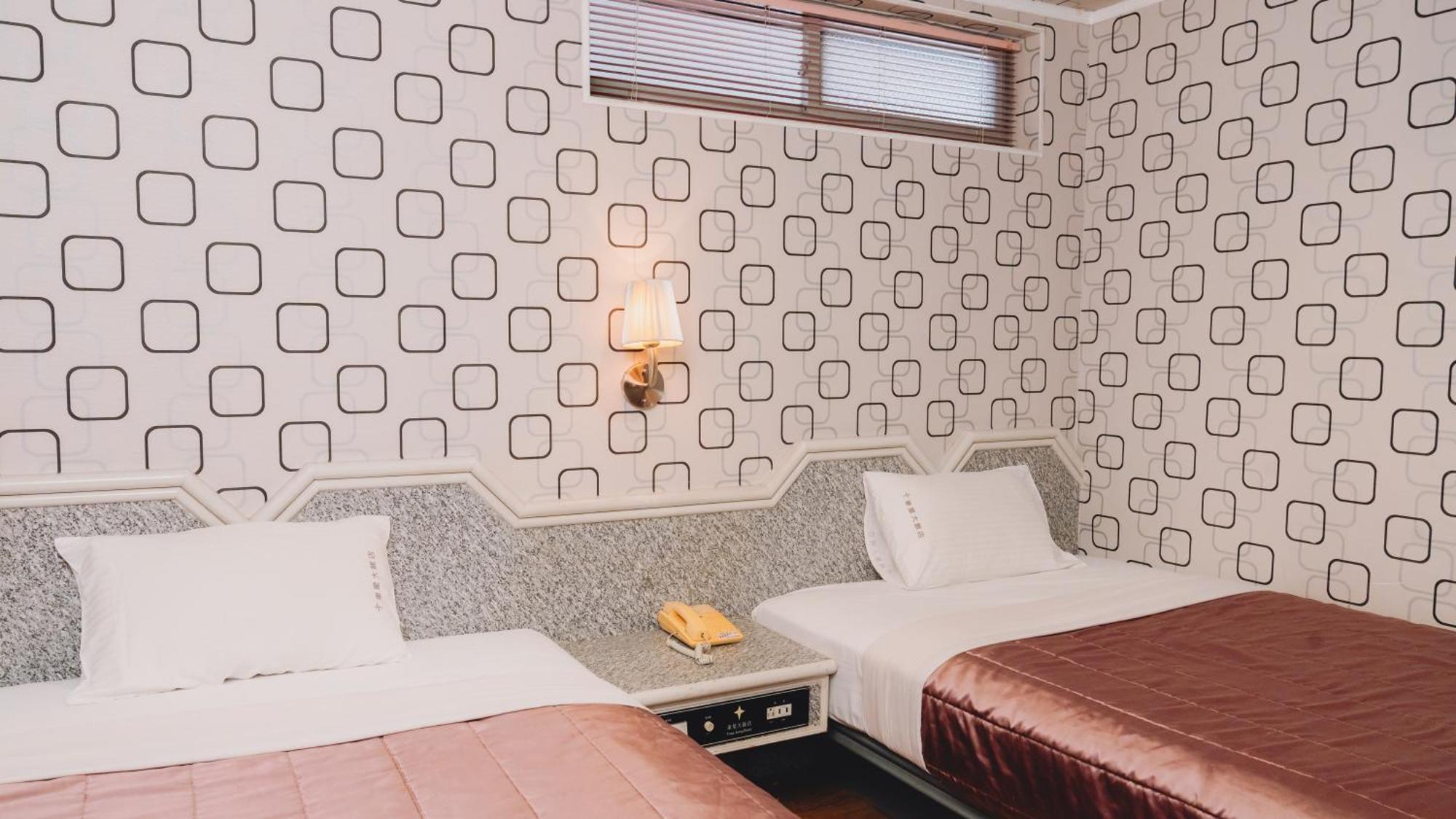 Tong Hsin Hotel Pingtung Экстерьер фото